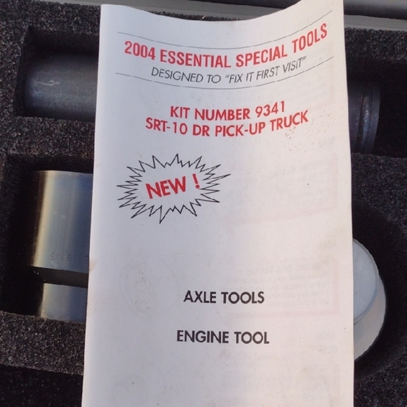 Essential Special Tools Kit - Picture 1 of 4